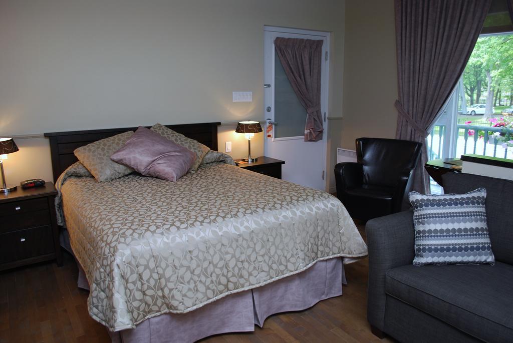 De L'evêché Mini-hôtel Rimouski