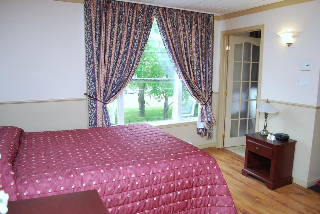 De L'evêché Mini-hôtel