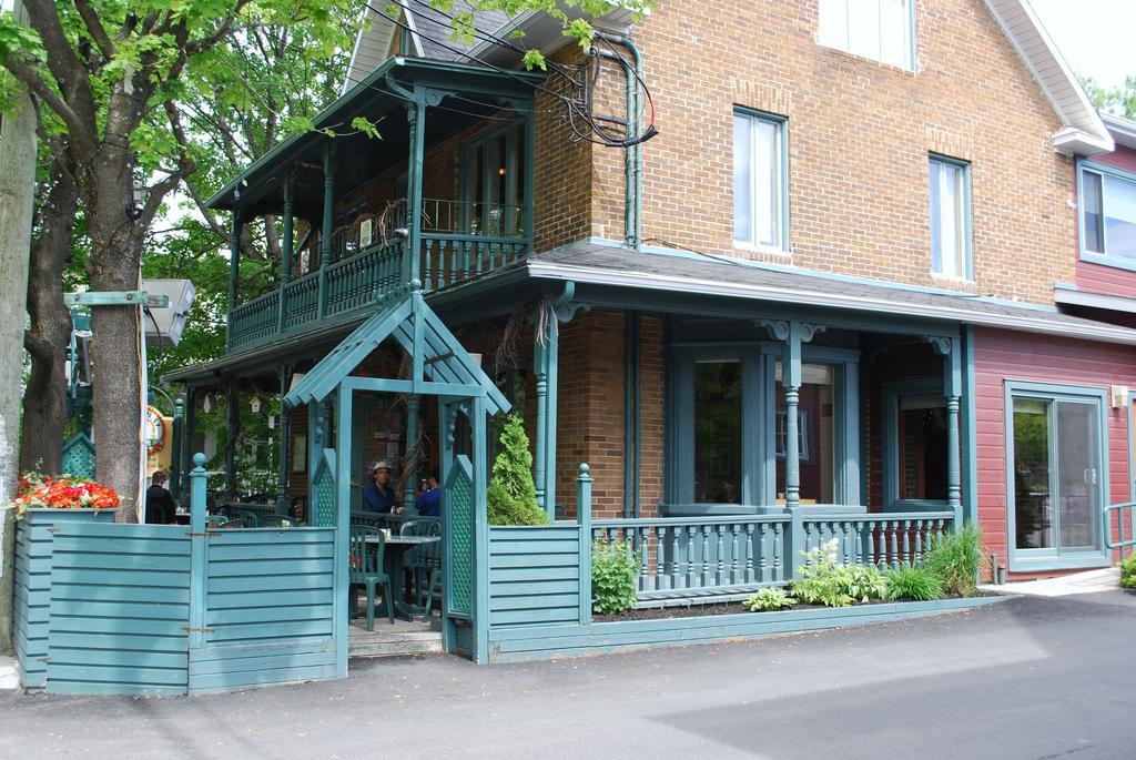 De L'evêché 3* Rimouski